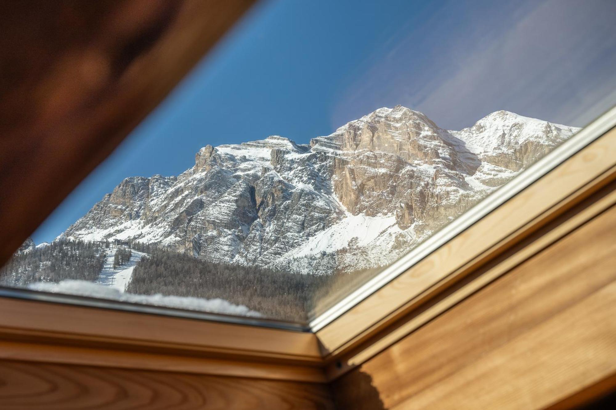 Cortina Lodge Cortina d'Ampezzo Buitenkant foto